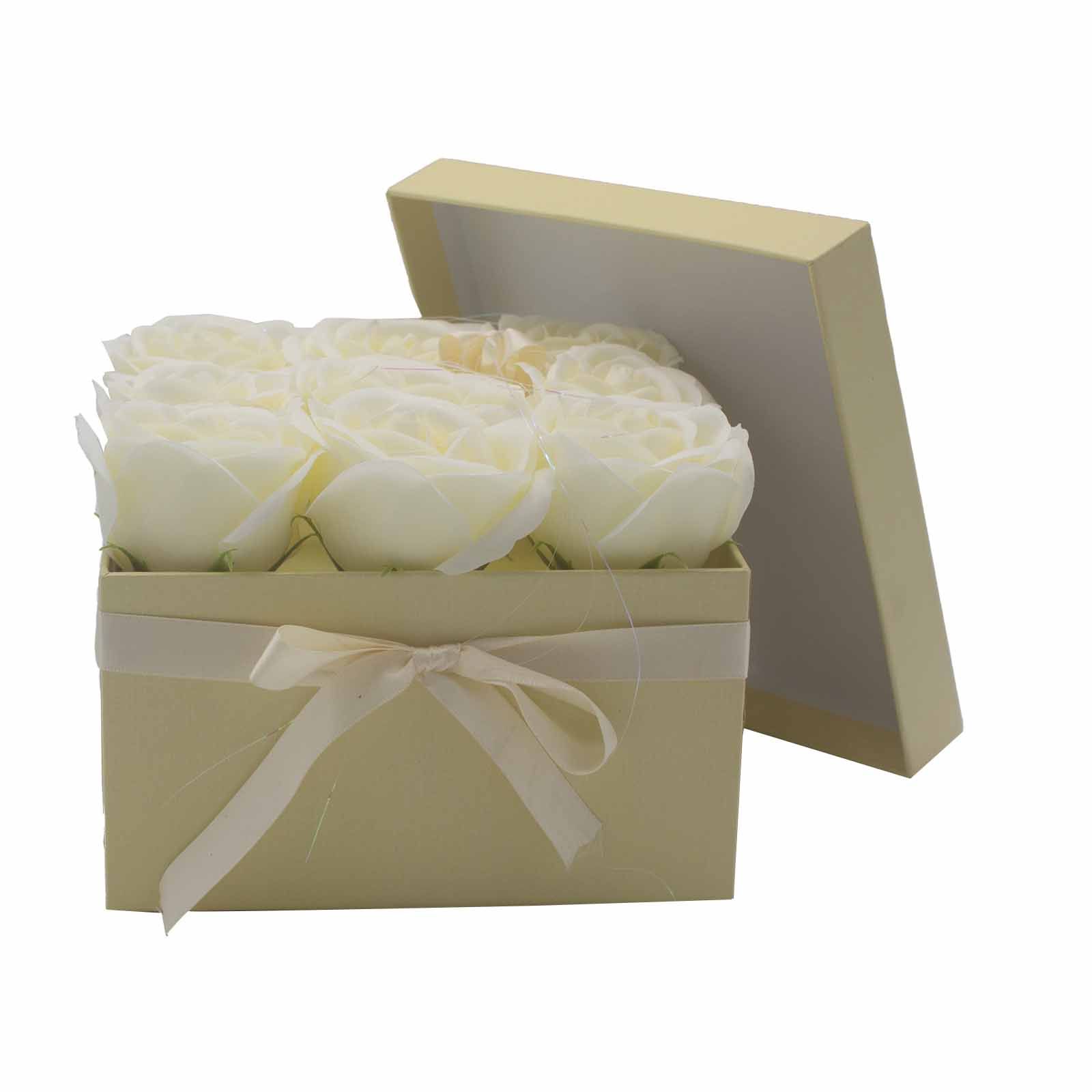 Caja de Regalo - Flor de Jabón  9 Rosas Crema - cuadrado - Imagen 2