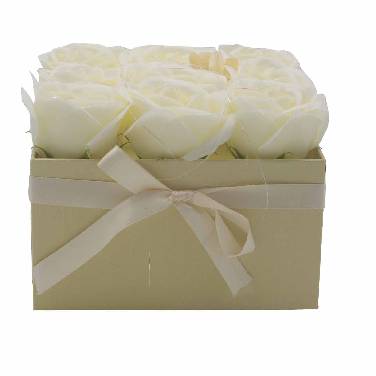 Caja de Regalo - Flor de Jabón  9 Rosas Crema - cuadrado - Imagen 3