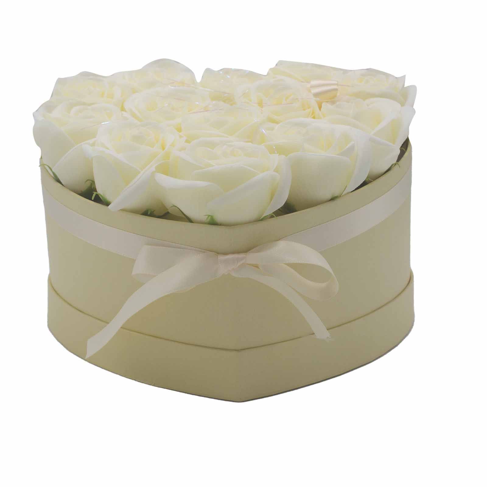 Caja de Regalo - Flor de Jabón  13 Rosas Crema - corazon - Imagen 4