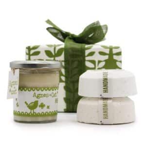 Set de Regalo: Bomba de baño de Higo blanco & Arándano silvestre + Vela de Ruibarbo