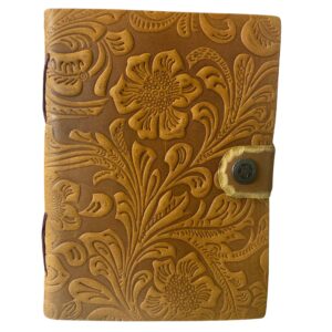 Cuaderno de cuero con relieve – Patrón floral en tono beige –  17.8×12.7 cm