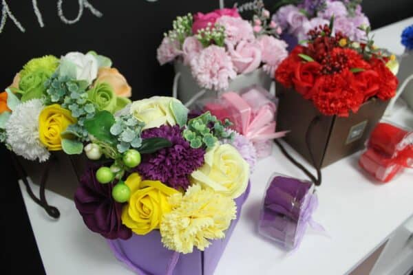 Bouquet Flores Jabón-Flores de Primavera - Imagen 4