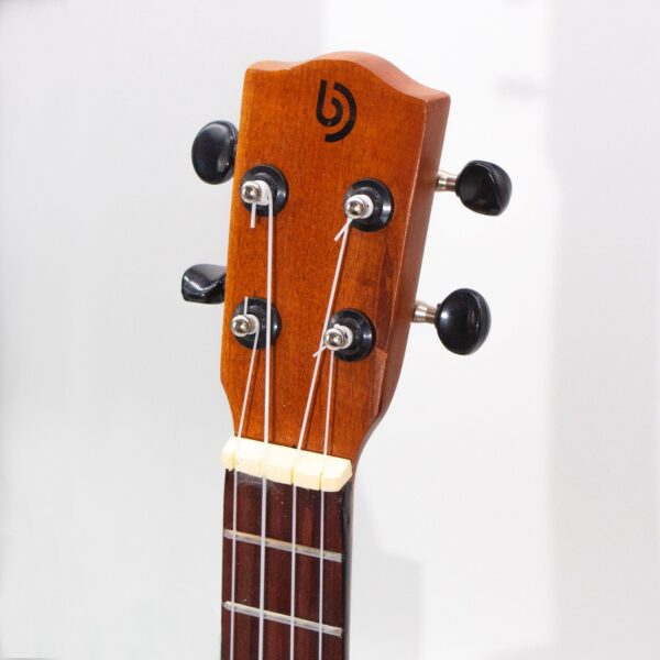 Ukelele Artesanal - Acabado Sunburst Naranja (4 Cuerdas) - Imagen 4