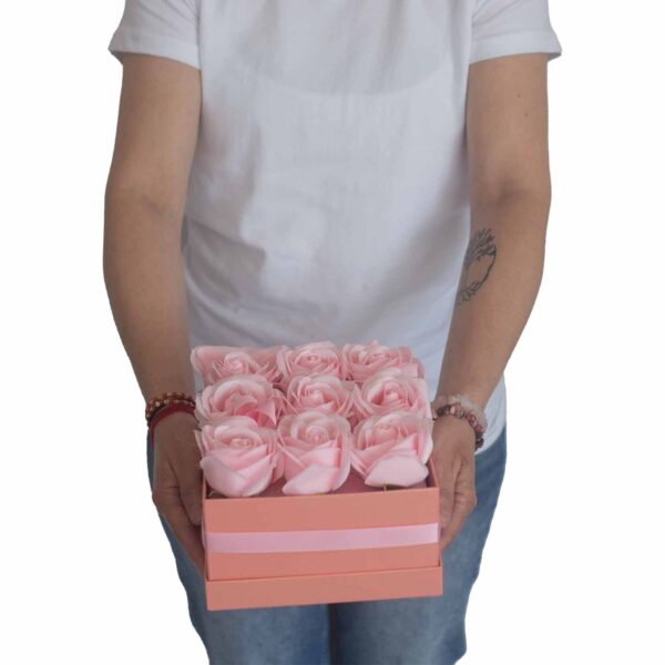 Caja de Regalo - Flor de Jabón  13 Rosas Rosas - corazon - Imagen 10