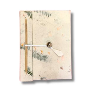 Cuaderno de flores mixtas de Lokta grande (21x15cm) - 45 hojas - incluye marcador