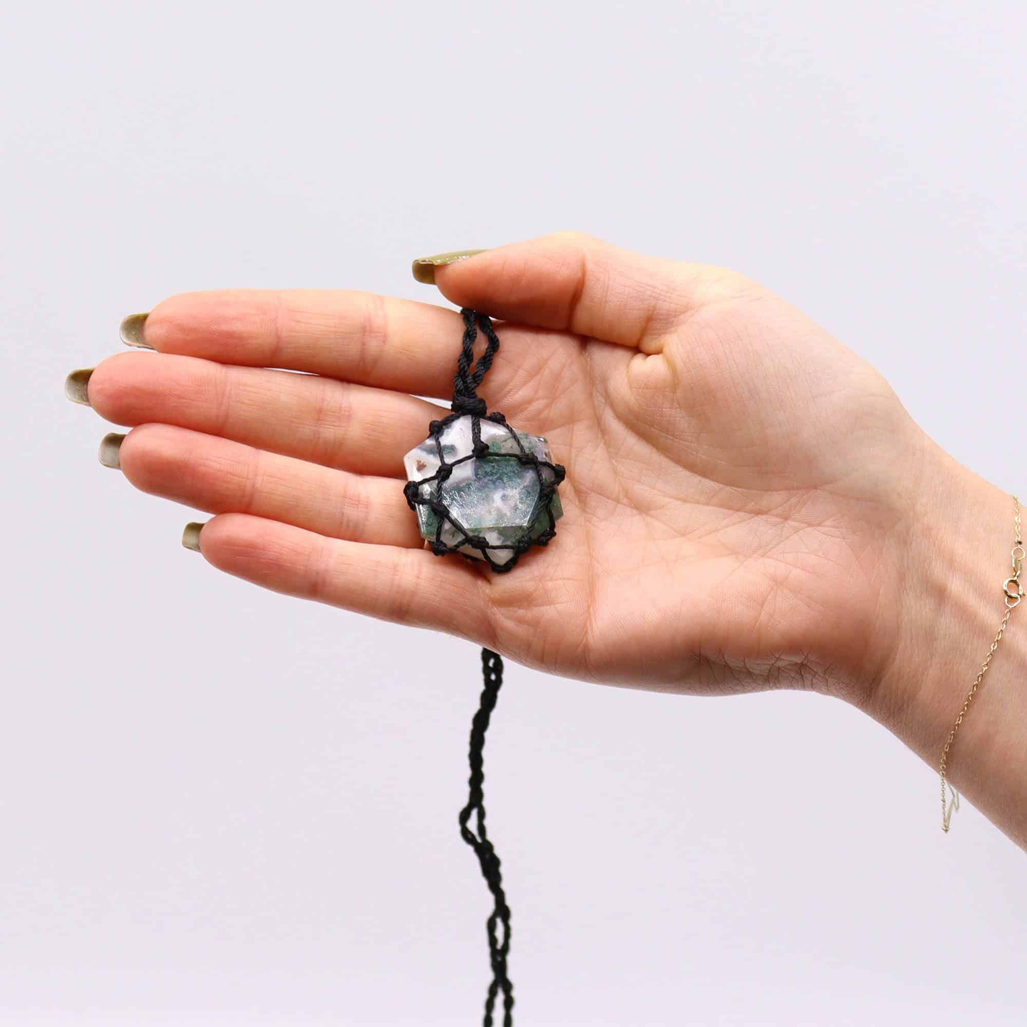 Colgante hexagonal de piedras preciosas entrelazada - Ágata de musgo - Imagen 2