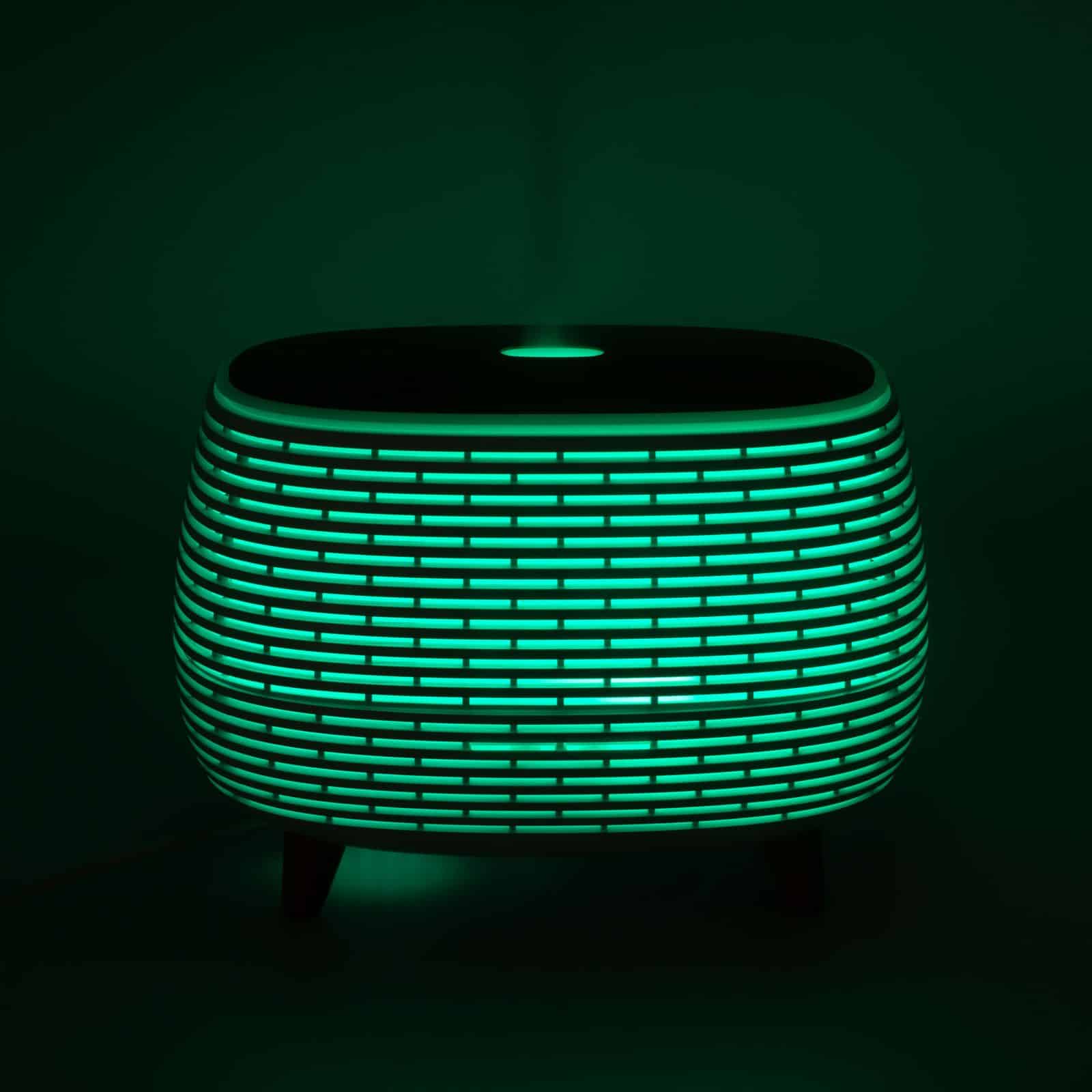 Aromaterapia Futurista con estrías - USB - Cambio de color - Control remoto - Imagen 9