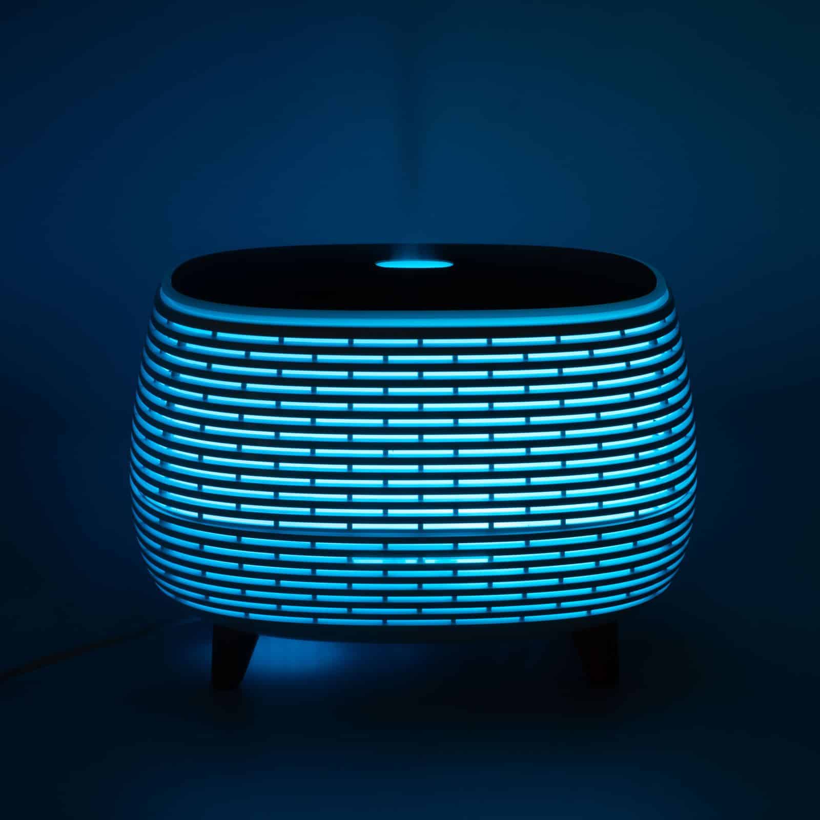 Aromaterapia Futurista con estrías - USB - Cambio de color - Control remoto - Imagen 11